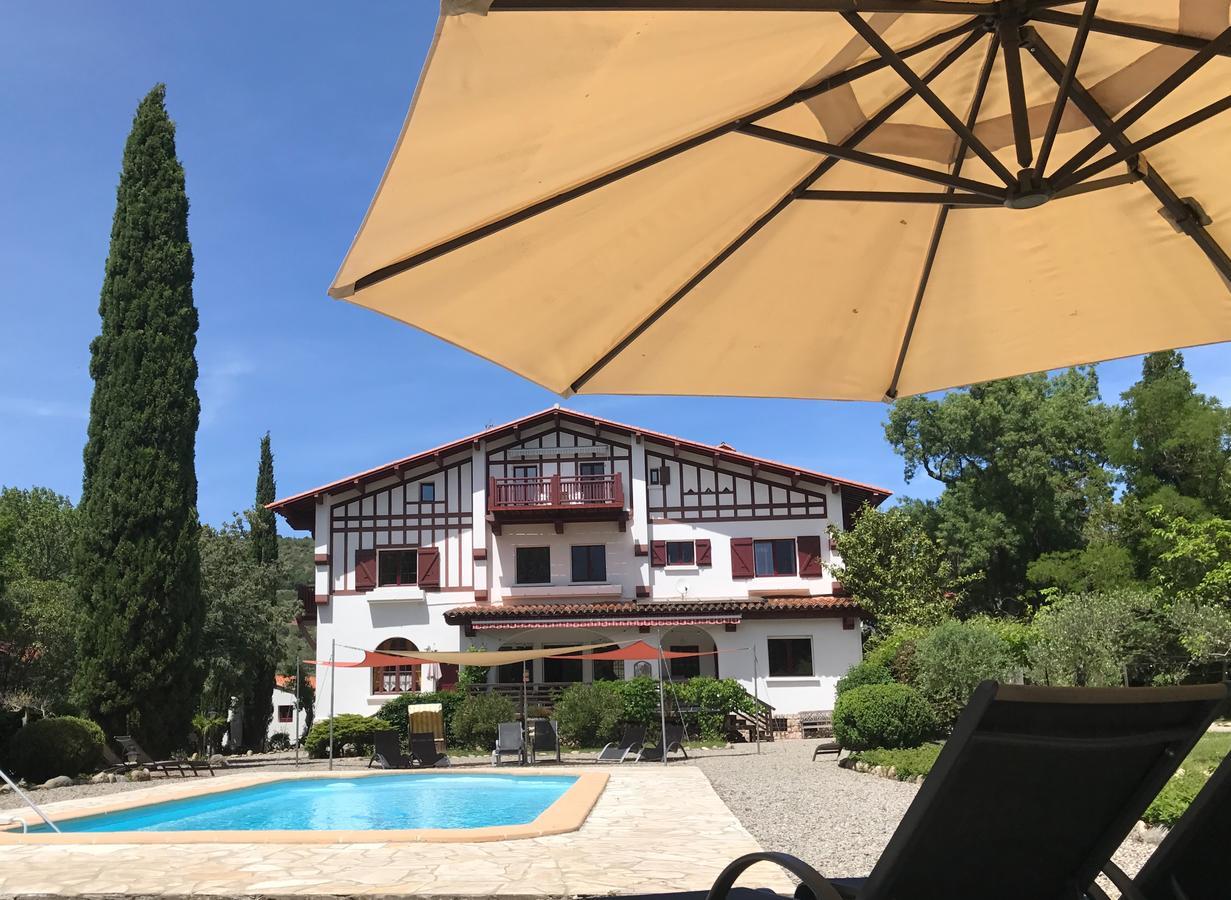 La Villa Du Parc Прад Номер фото